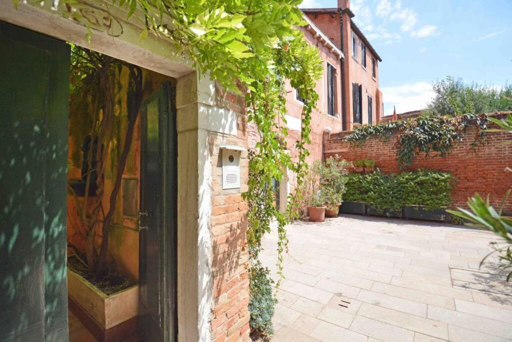 Zattere Cottage Close To Guggenheim ヴェネツィア エクステリア 写真